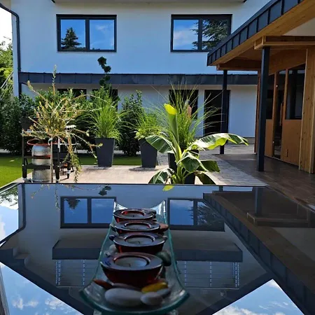 Viola Apartment Velence