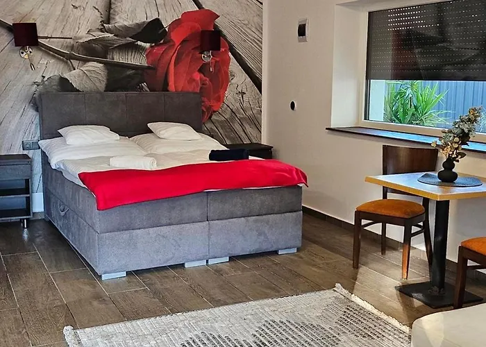 Viola דירה ולנצה